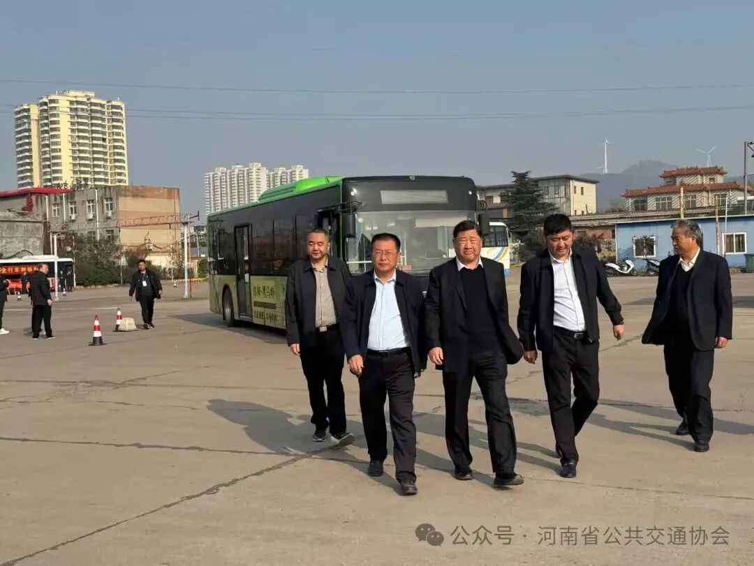 简篇-技能比武展风采 匠心筑梦促发展 ——平顶山公交2025年驾驶员职业技能竞赛火热开赛 图片